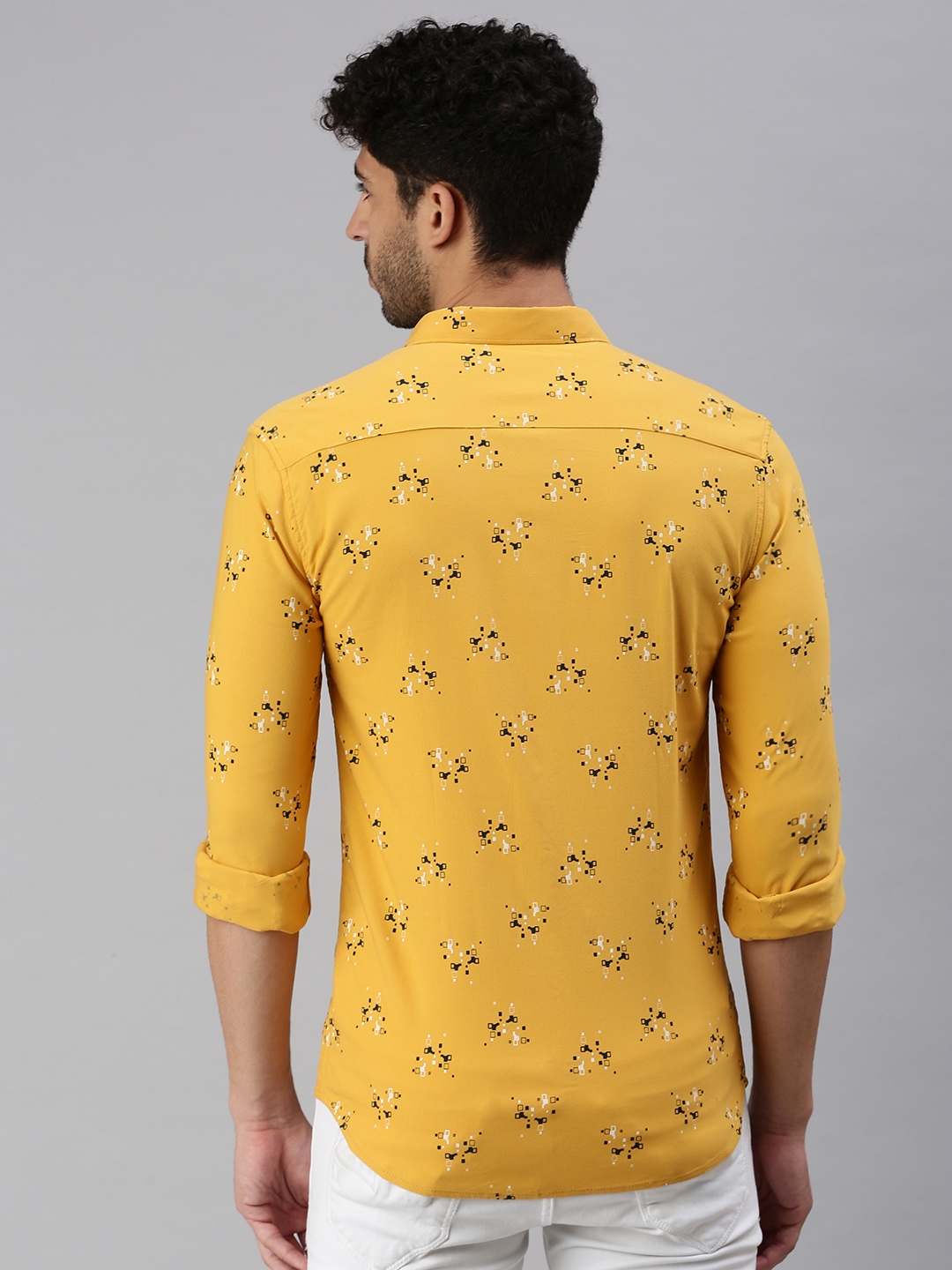 Showoff | SHOWOFF Men Yellow Printed Spread Collar Full Sleeves Casual Shirt 3