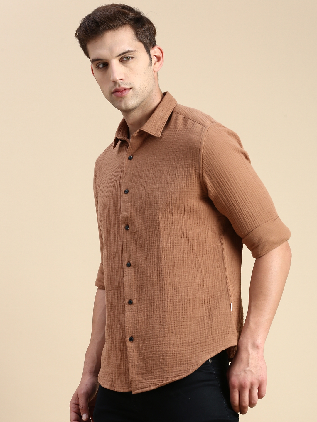 Showoff | SHOWOFF Men's Spread Collar Brown Slim Fit Solid Shirt 2