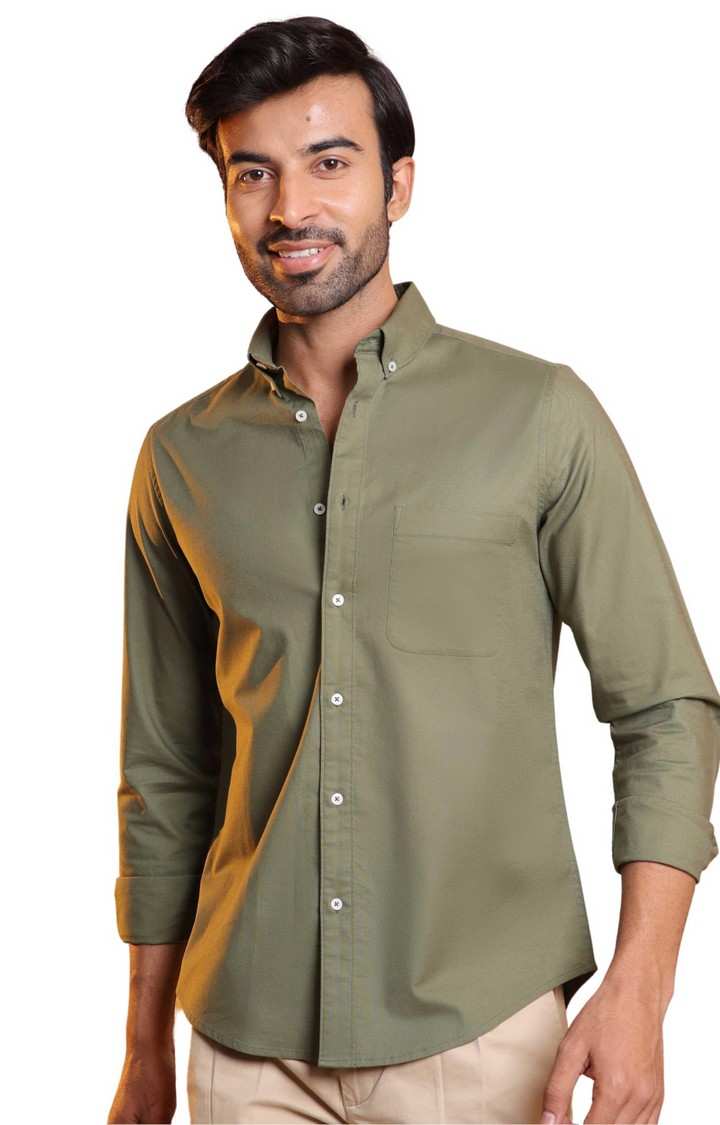 SUBTRACT-Men Olive Comfort Fit Solid Button Down Casual Oxford Shirt
