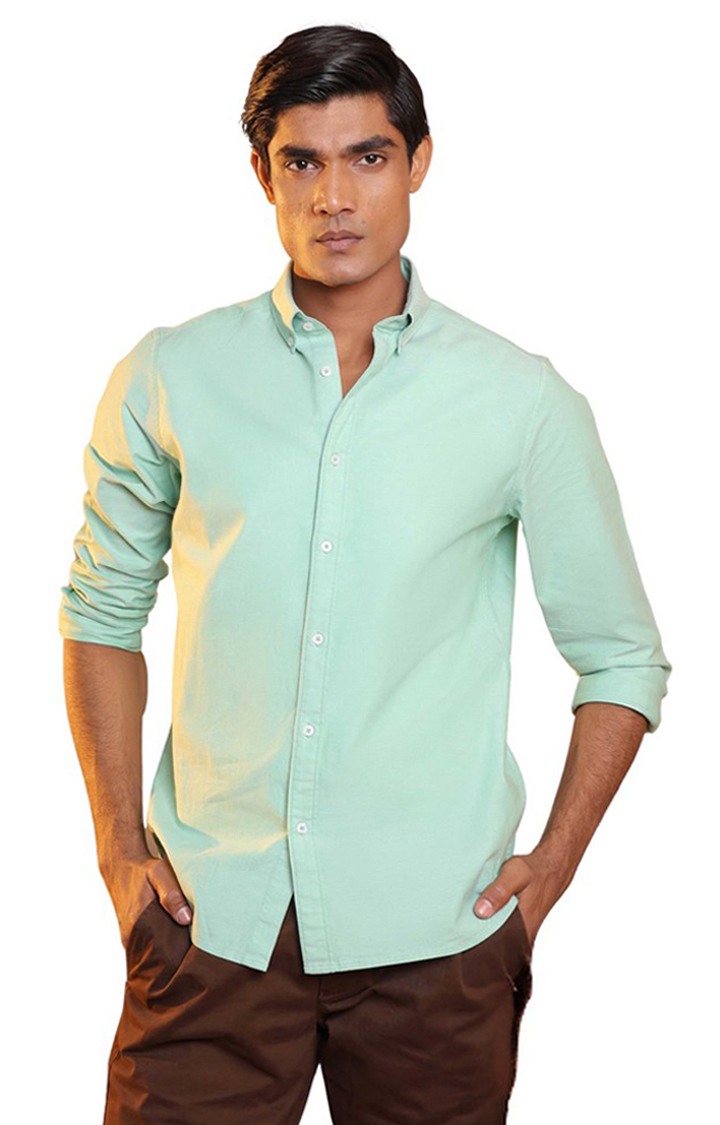 SUBTRACT-Men Light Green Slim Fit Solid Button Down Yarn Dyed Casual Oxford Shirt