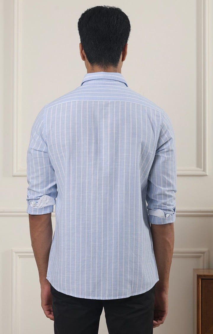 SUBTRACT-Men Sky Blue Striped Comfort Fit Spread Collar Casual Shirt