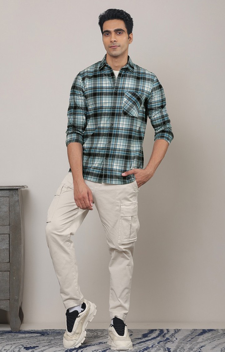 SUBTRACT-Men Denim Blue Checked Comfort Fit Spread Collar Casual Shirt