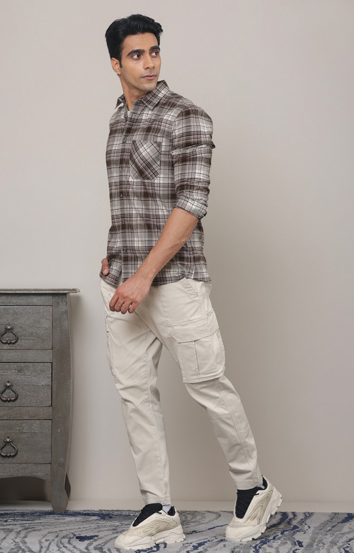 SUBTRACT-Men Wine Checked Comfort Fit Spread Collar Casual Shirt