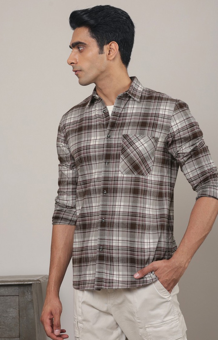 SUBTRACT-Men Wine Checked Comfort Fit Spread Collar Casual Shirt