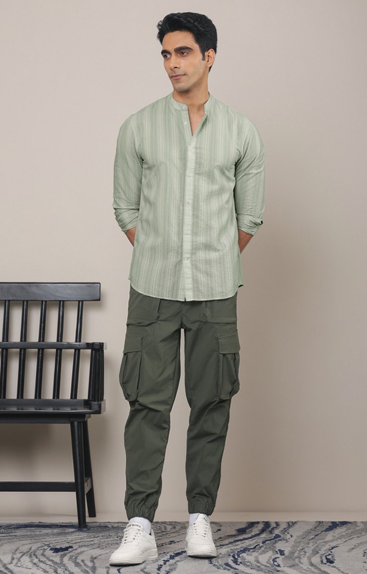 SUBTRACT-Men Mint Striped Comfort Fit Mandarin Collar Casual Shirt