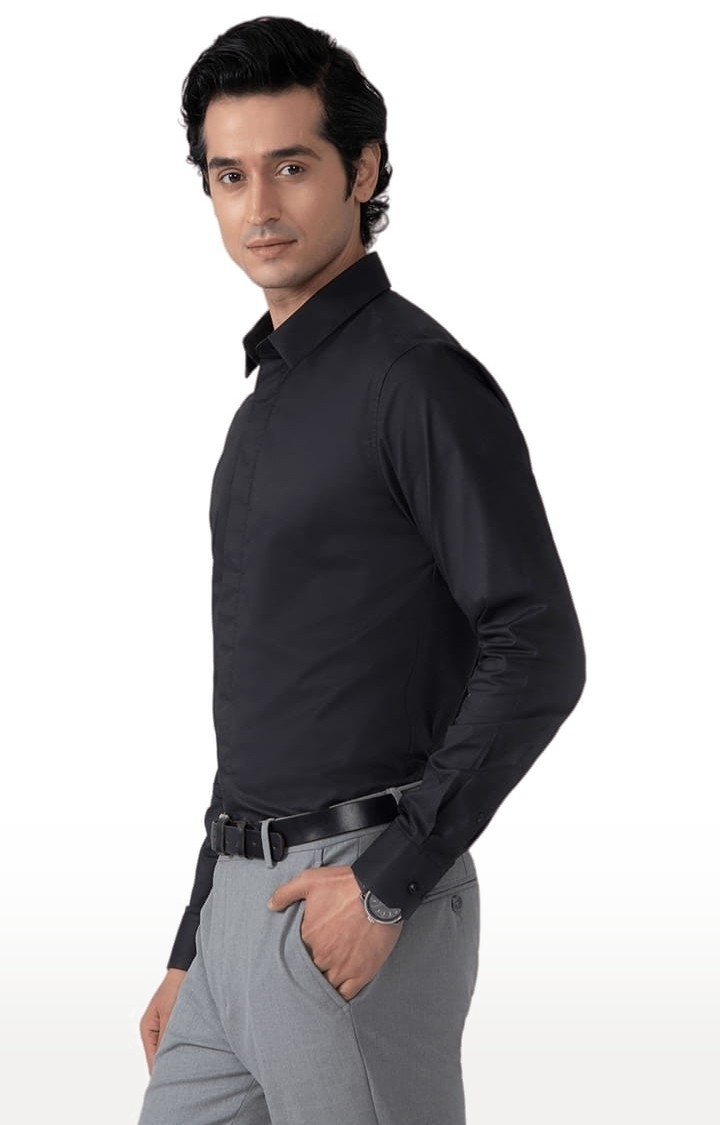 Buy Men Black Slim Fit Formal Shirts Online - 676704 | Peter England