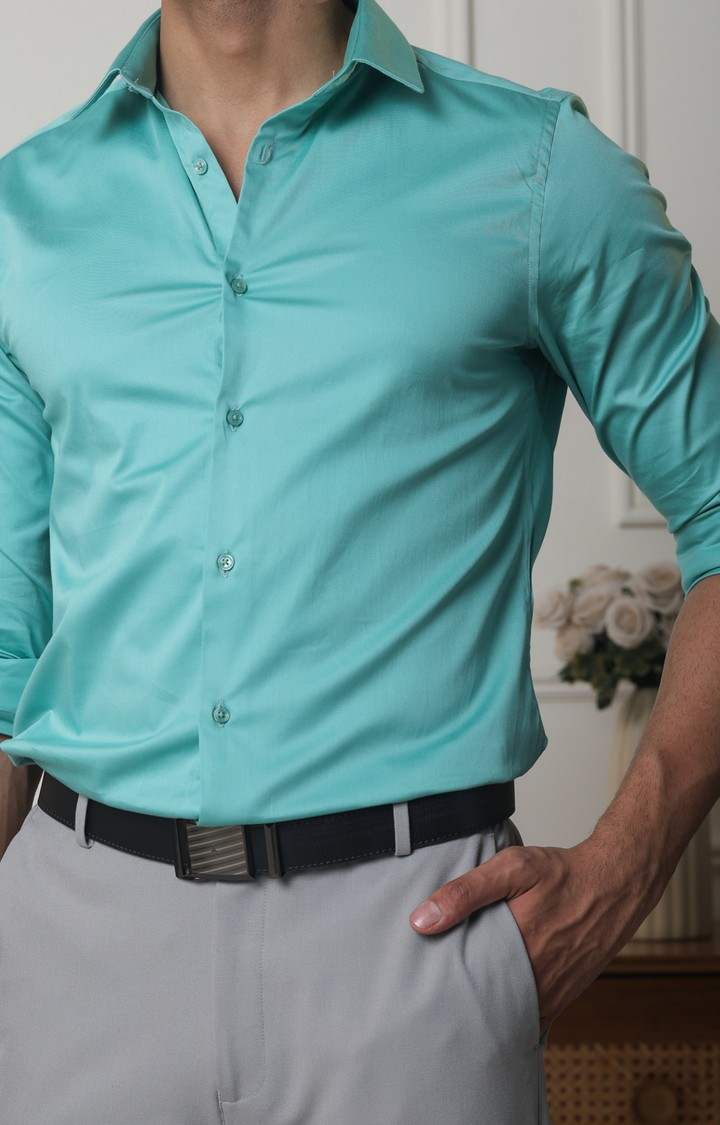 SUBTRACT-Men Mint Slim Fit Solid Spread Collar Cotton Satin Evening Shirt