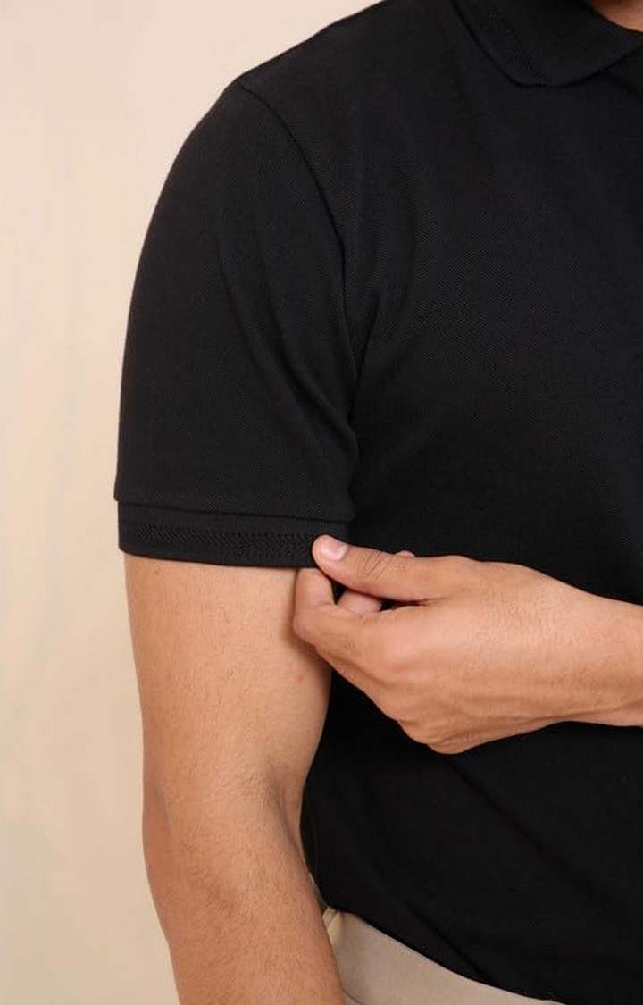 SUBTRACT-Men Black Comfort Fit Solid Polo T-Shirt with Hidden Zipper