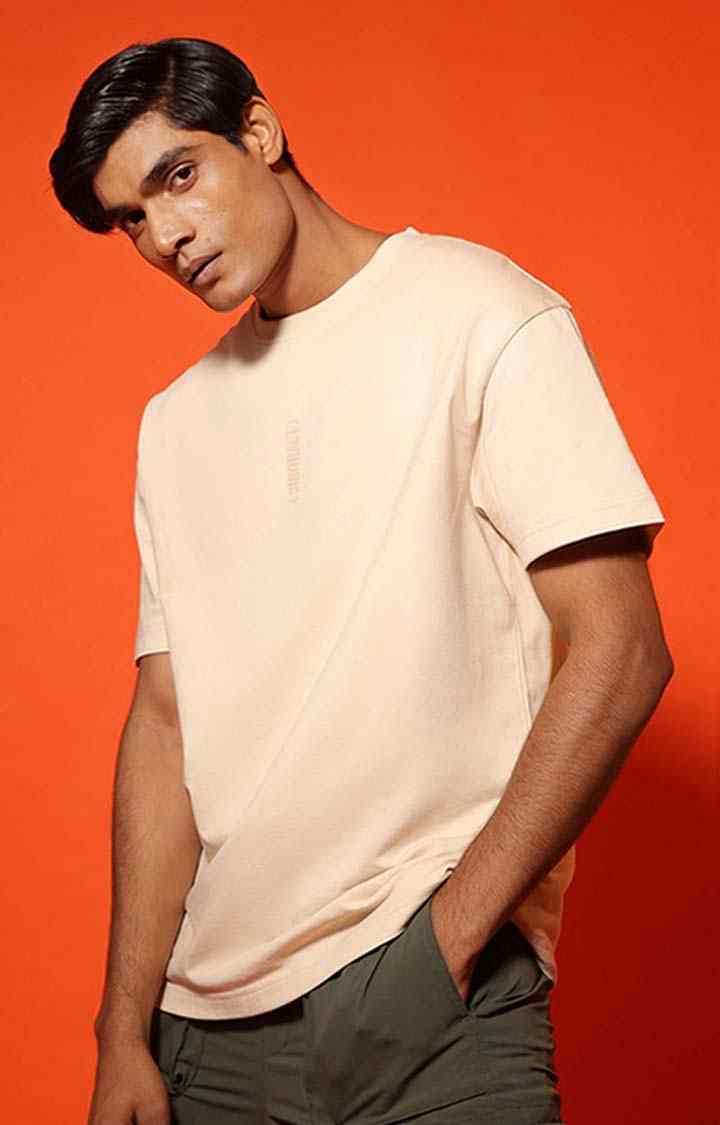 SUBTRACT-Men Cream Comfort Fit Solid Round Neck Oversized Tshirt