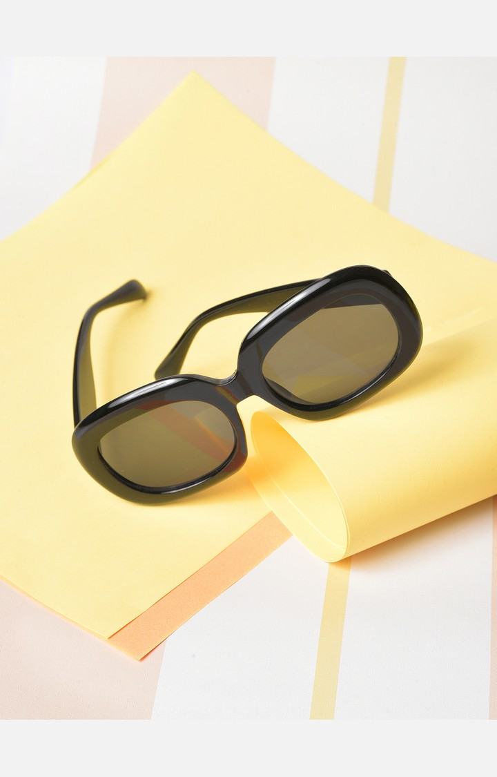 Haute Sauce By Campus Sutra Unisex Black Lens & Black Oversized Sunglasses With Uv Protected Lens