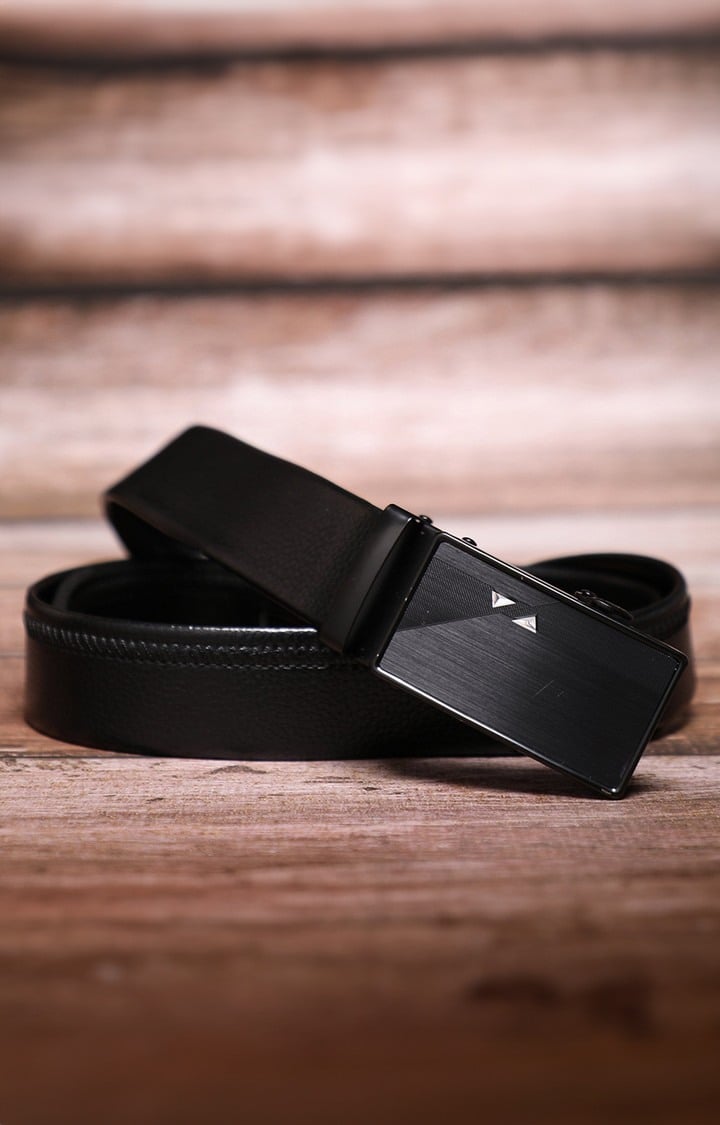 French Accent Black Solid Single Clothing Accessory