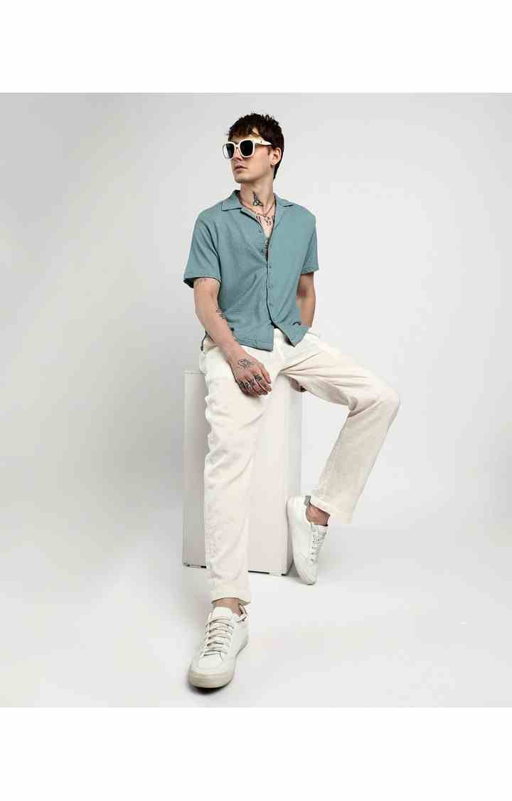Men's Green Solid Casual Shirts