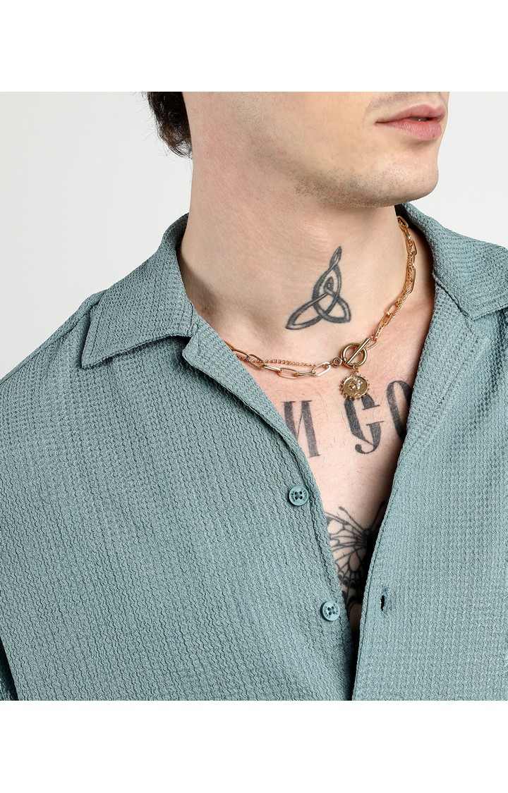 Men's Green Solid Casual Shirts