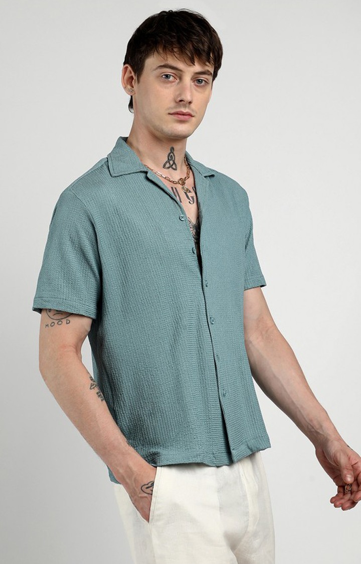 Men's Green Solid Casual Shirts