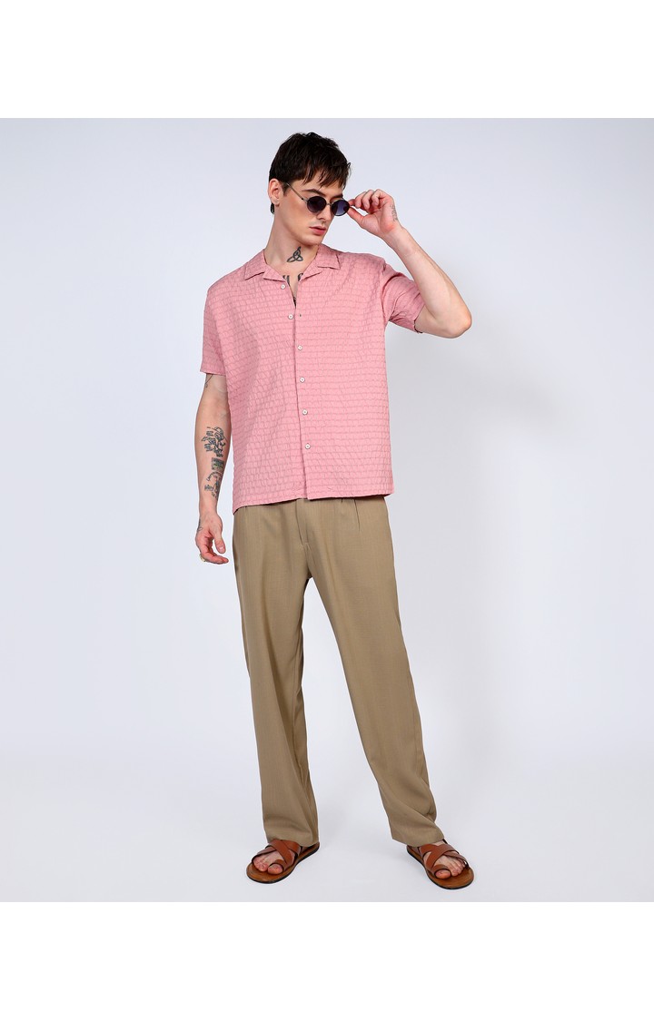 Men's Pink Solid Casual Shirts