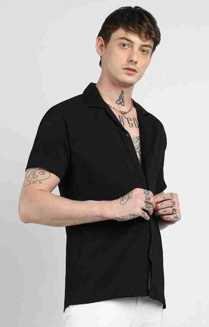 Men's Black Solid Casual Shirts