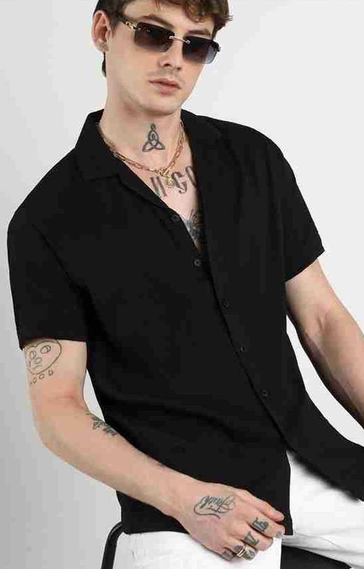 Men's Black Solid Casual Shirts