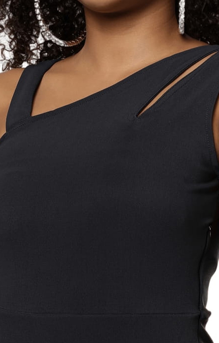 Women's Black Crepe Solid Asymmetric Dress