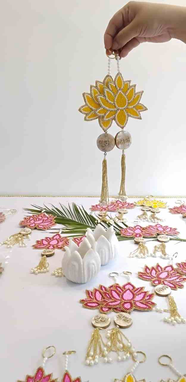 Mother of Pearls Lotus Hanging