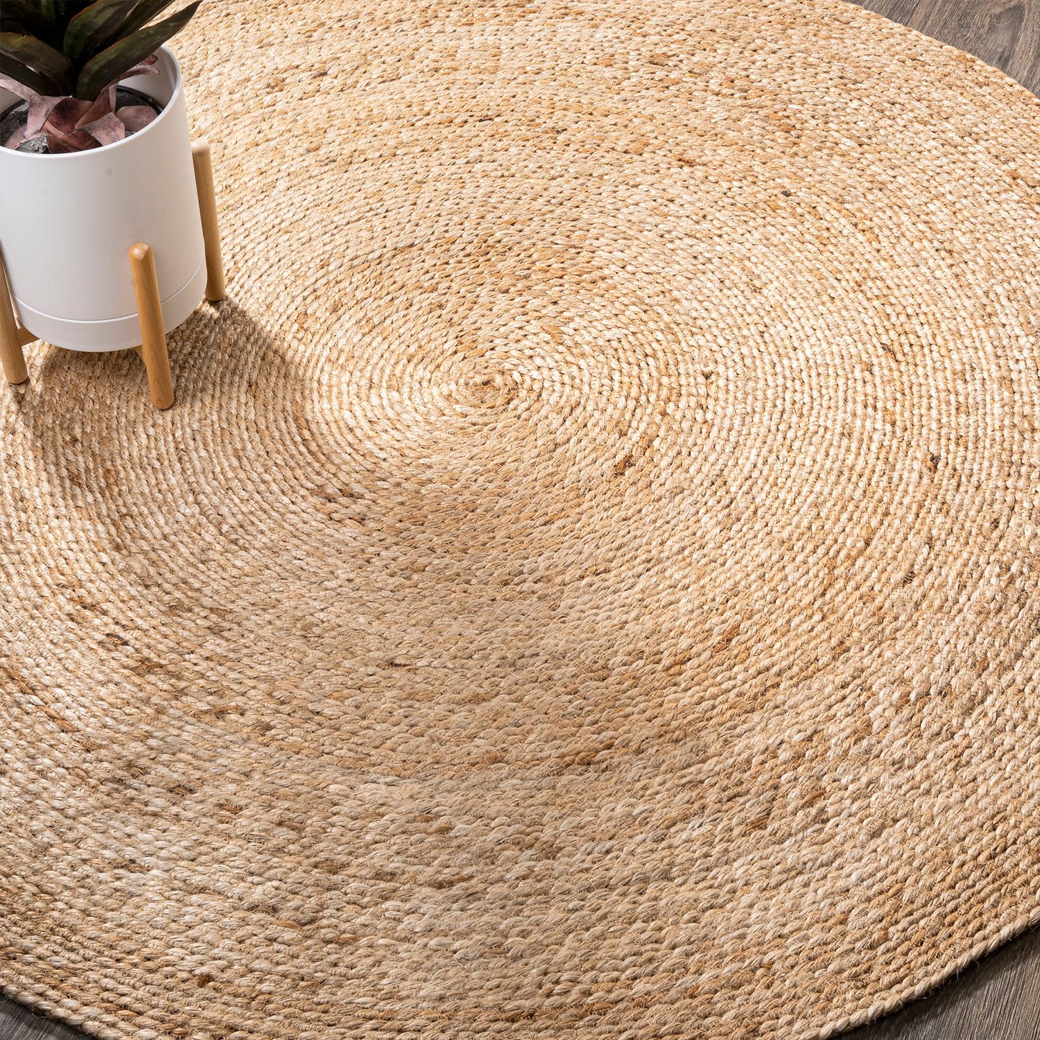 Natural Round Jute Braided Rug
