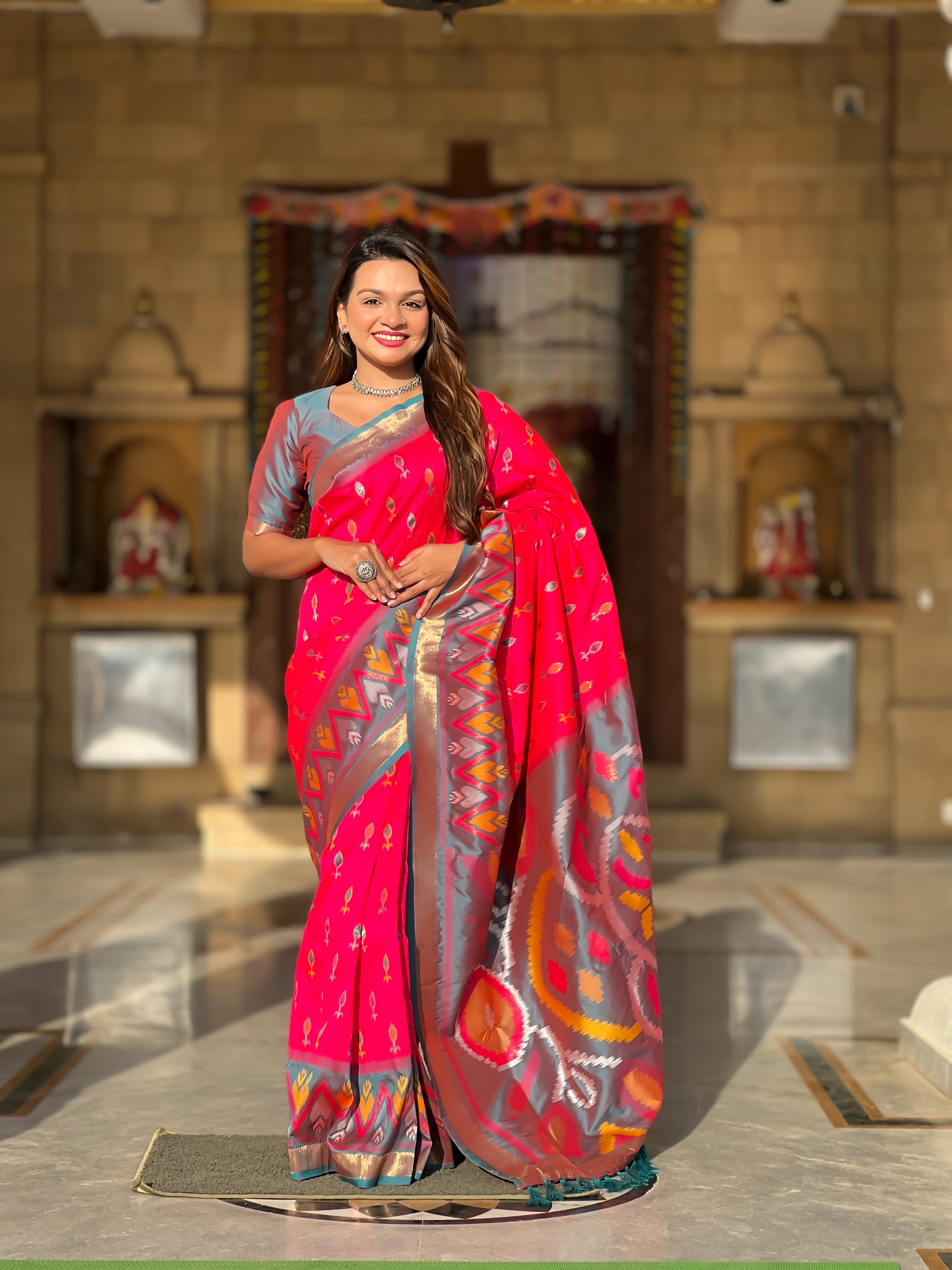 Tasarika Women Pink Weaving Silk Saree With Ikkat And Patola Sarees Srivali