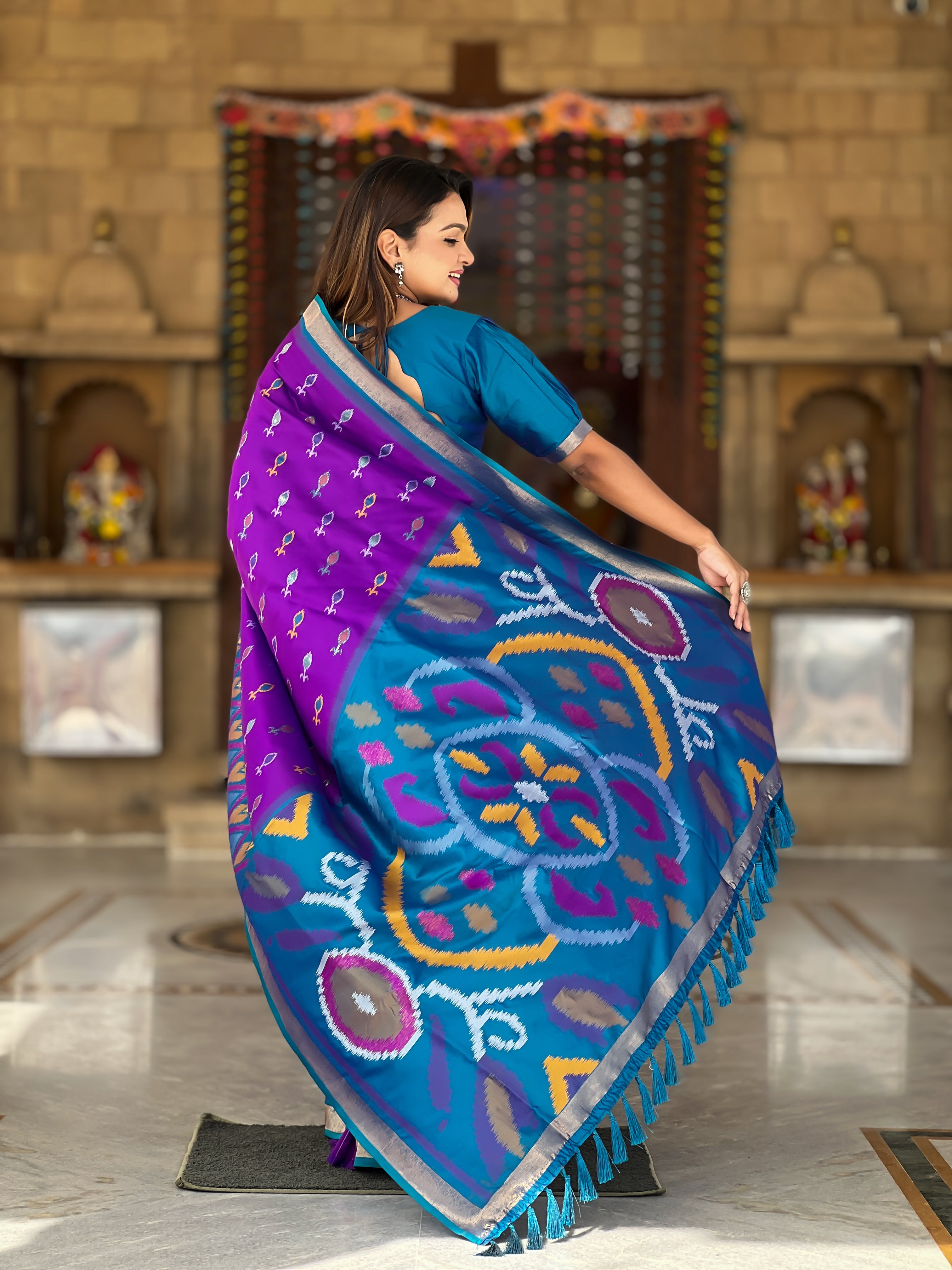 Tasarika Women Purple Weaving Silk Saree With Ikkat And Patola Sarees Srivali