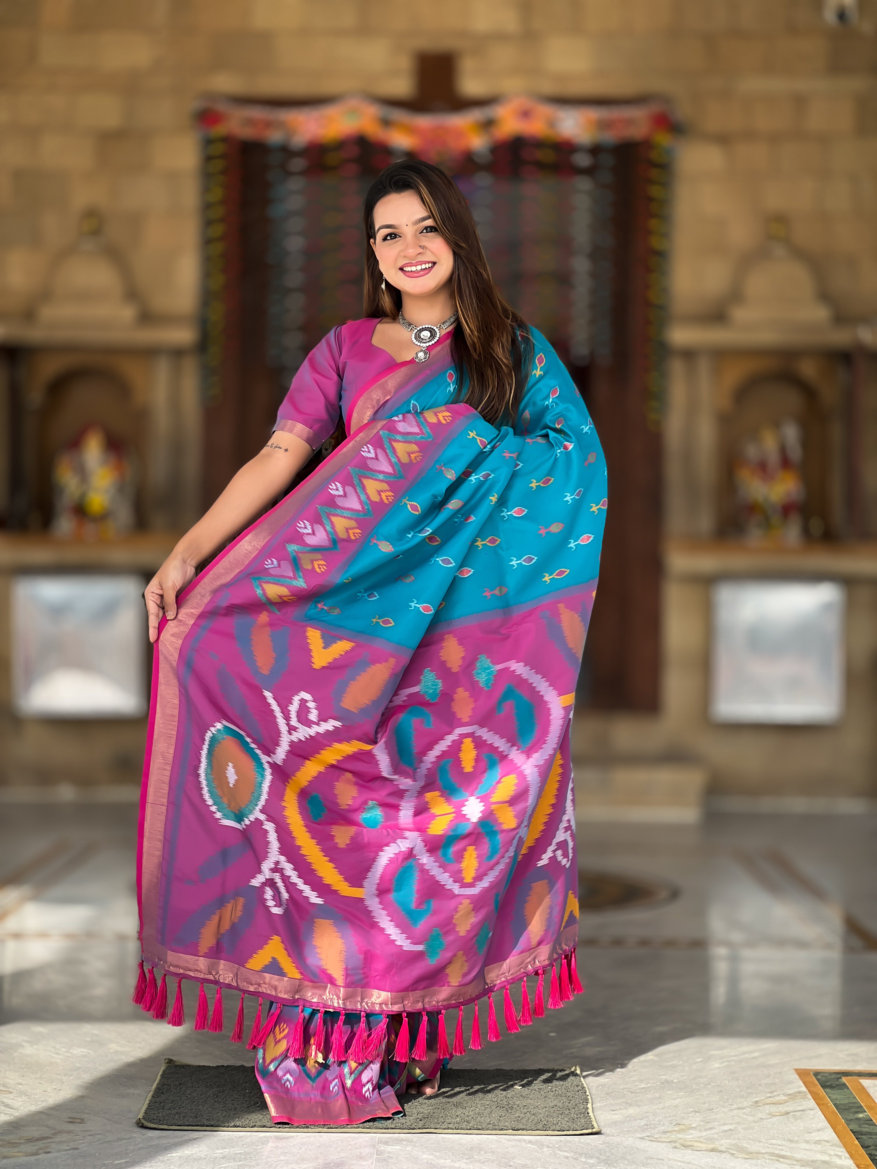 Tasarika Women Light Blue Weaving Silk Saree With Ikkat And Patola Sarees Srivali