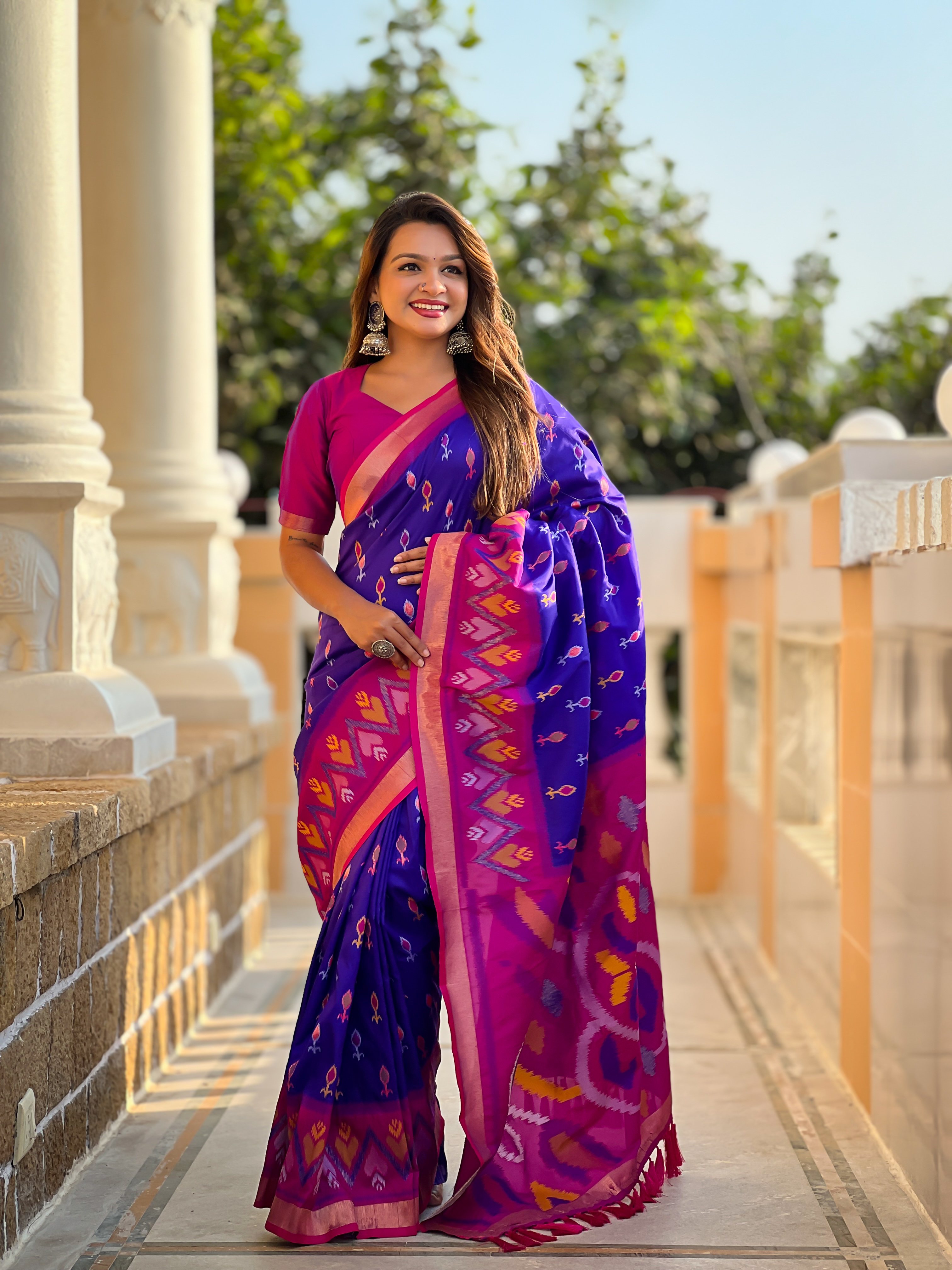 Tasarika Women Violet Weaving Silk Saree With Ikkat And Patola Sarees Srivali