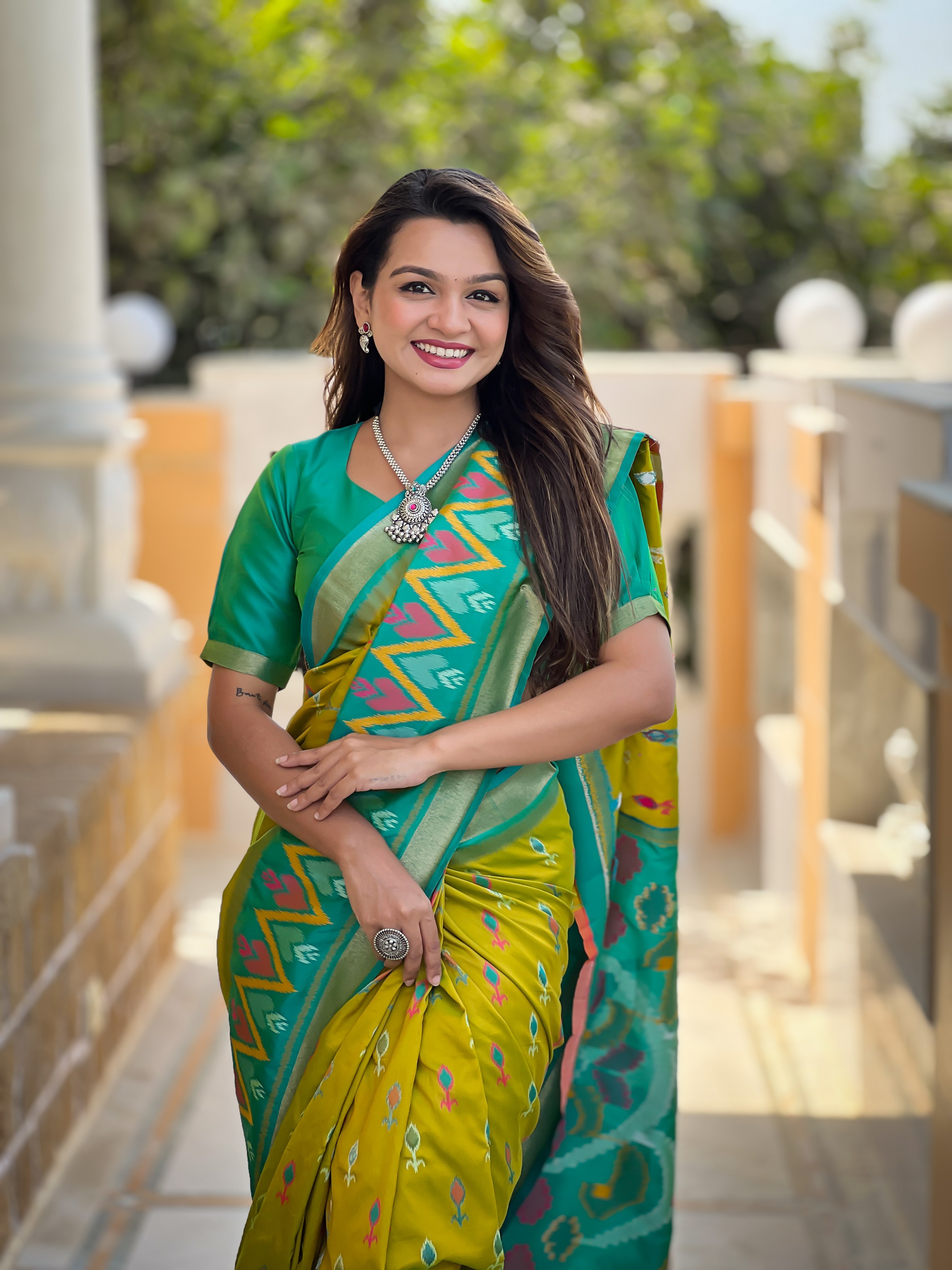 Tasarika Women Yellow Weaving Silk Saree With Ikkat And Patola Sarees Srivali