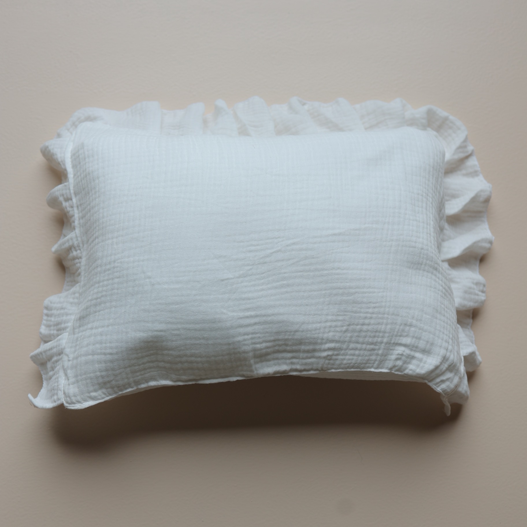 CloudKiss Muslin Blanket & Pillow Set