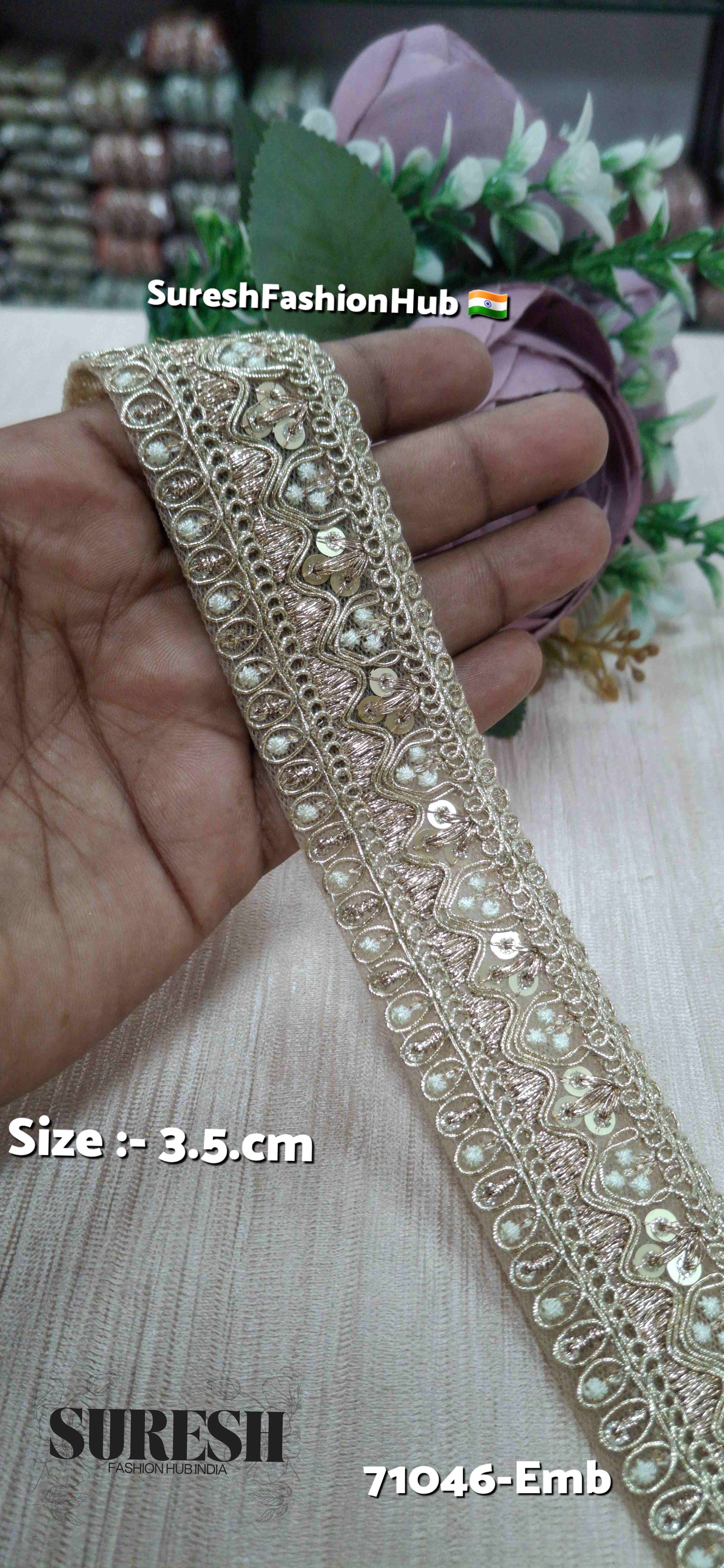Lightlist Gold Shimmer Lace
