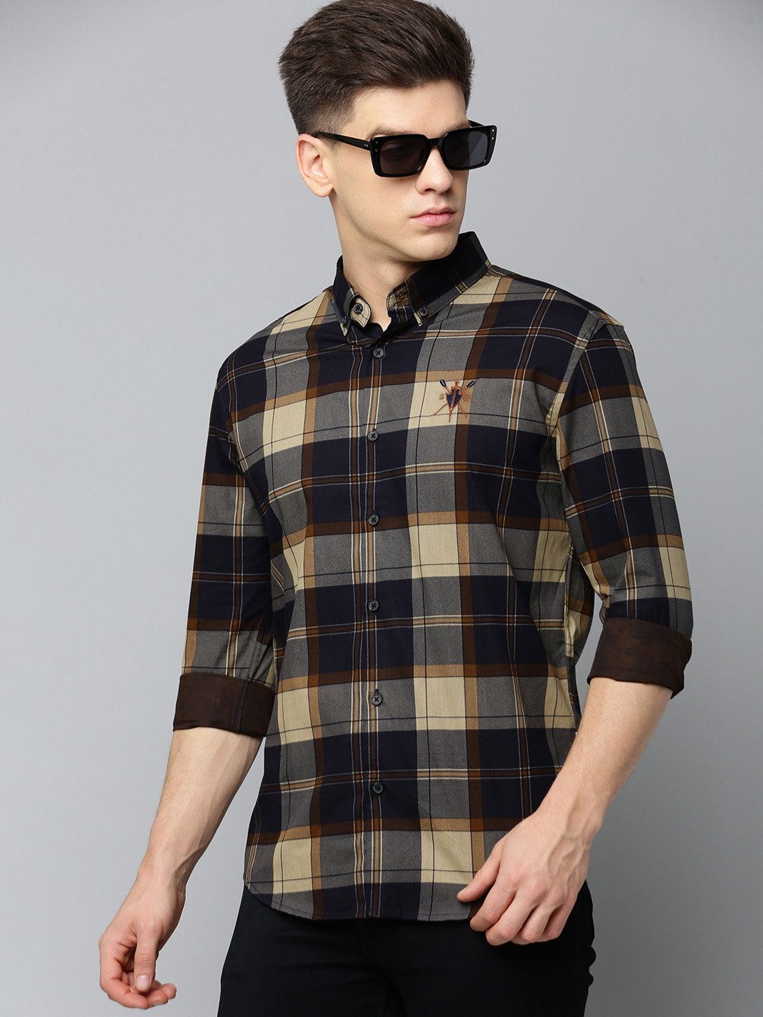 SHOWOFF Men's Spread Collar Checked Navy Blue Regular Fit Shirt