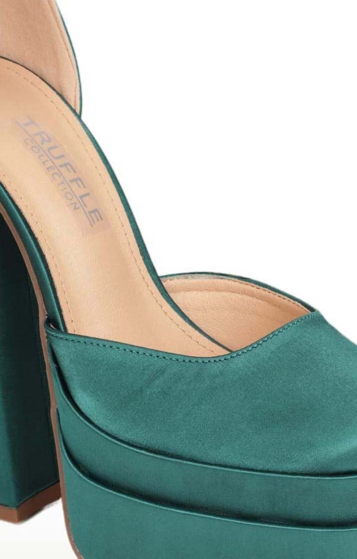 Women's Green Satin Solid Buckle Block Heels