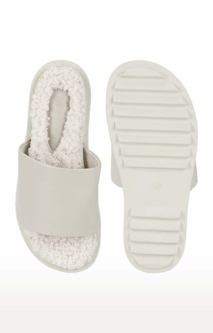 Truffle Collection | Women's White PU Solid Slip On Flip Flops 3