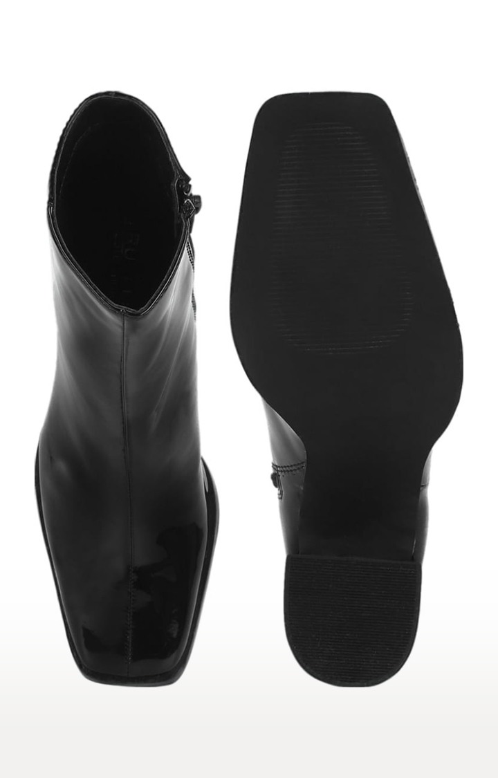 Women's Black PU Solid Zip Boot