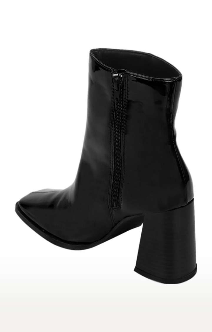 Women's Black PU Solid Zip Boot