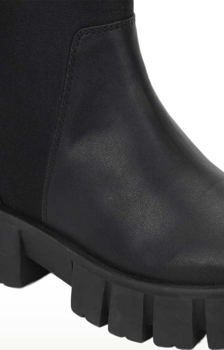 Women's Black PU Solid Zip Boot