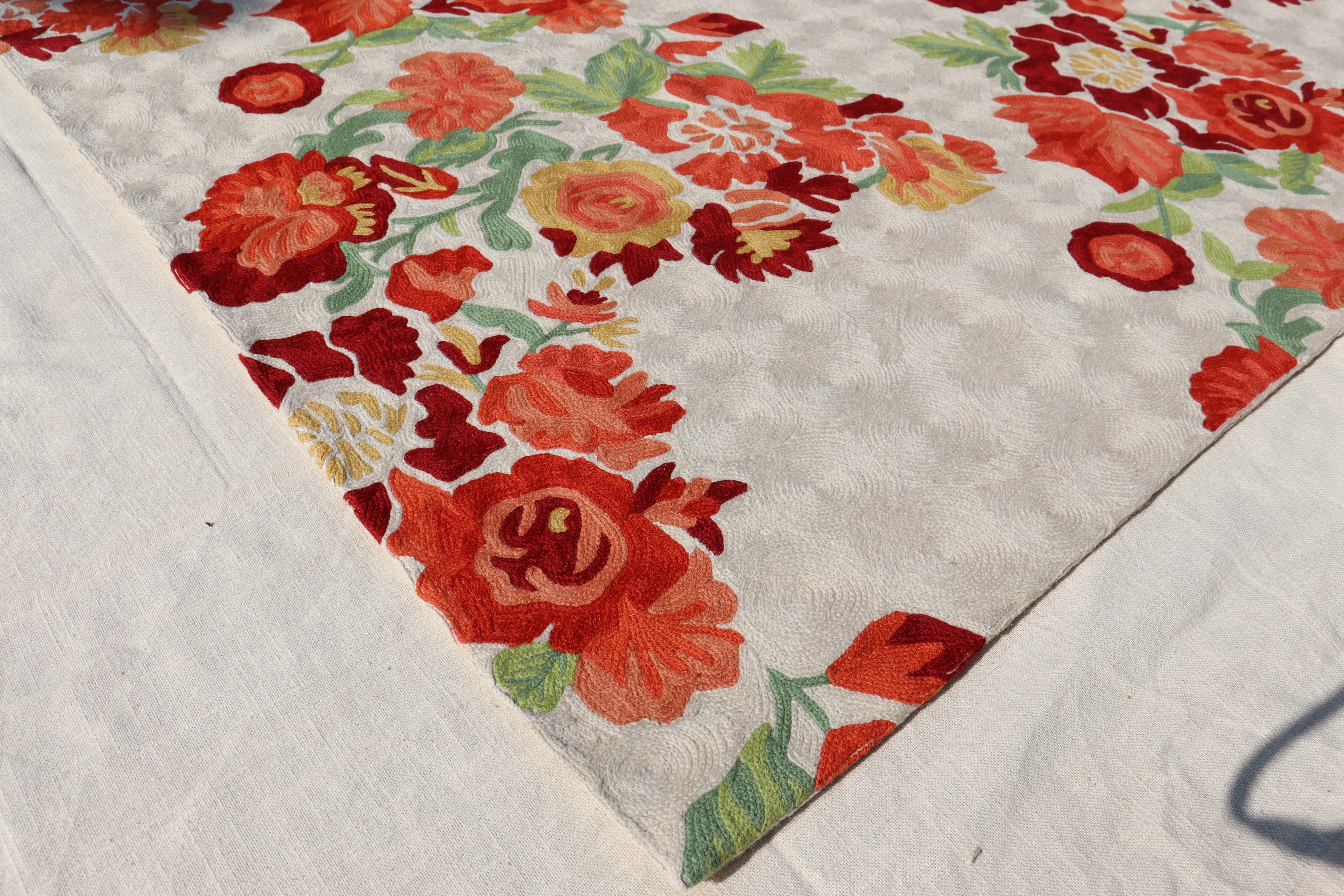 CREAM WITH TANGERINE FLOWERS
