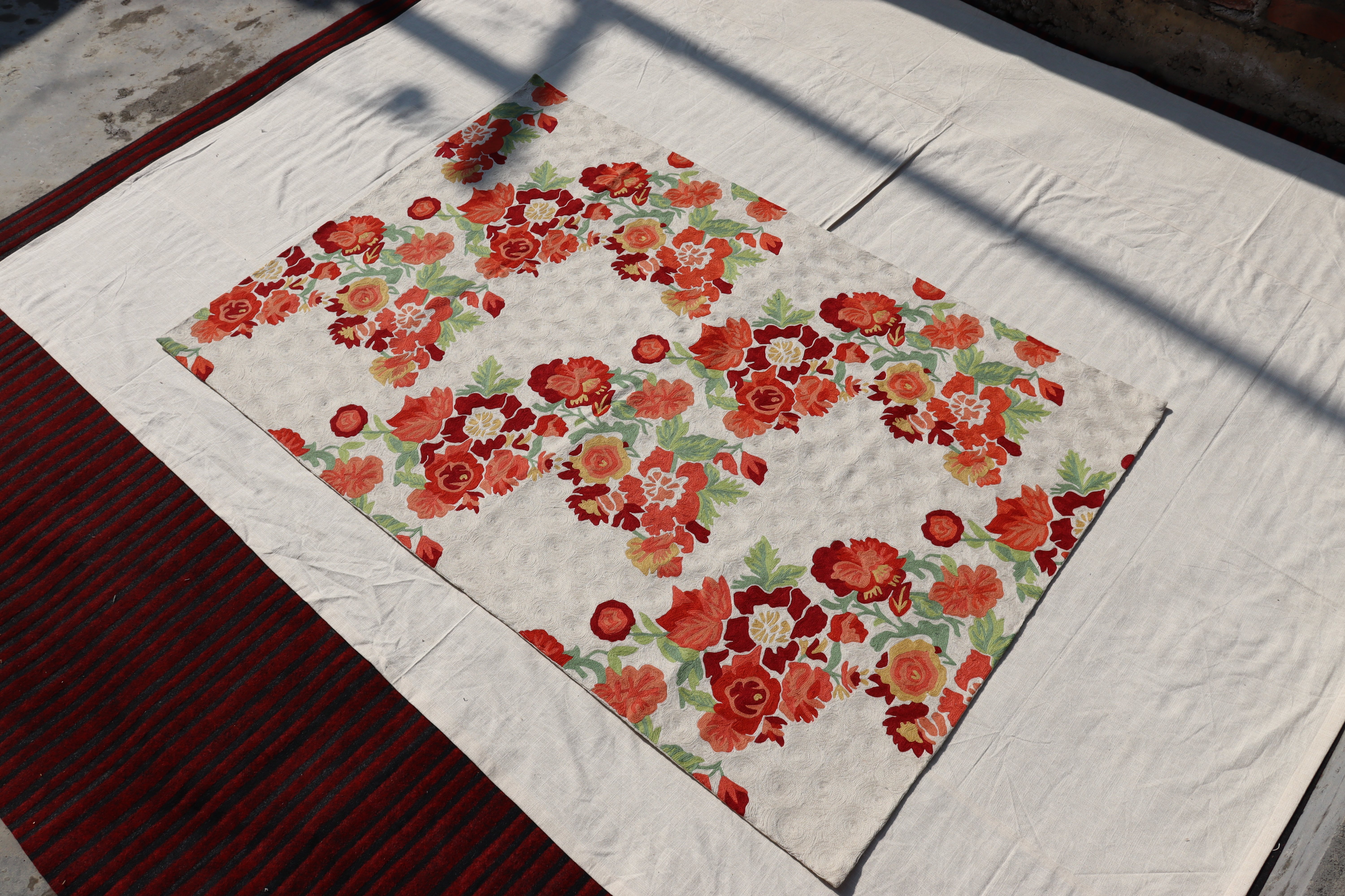 CREAM WITH TANGERINE FLOWERS