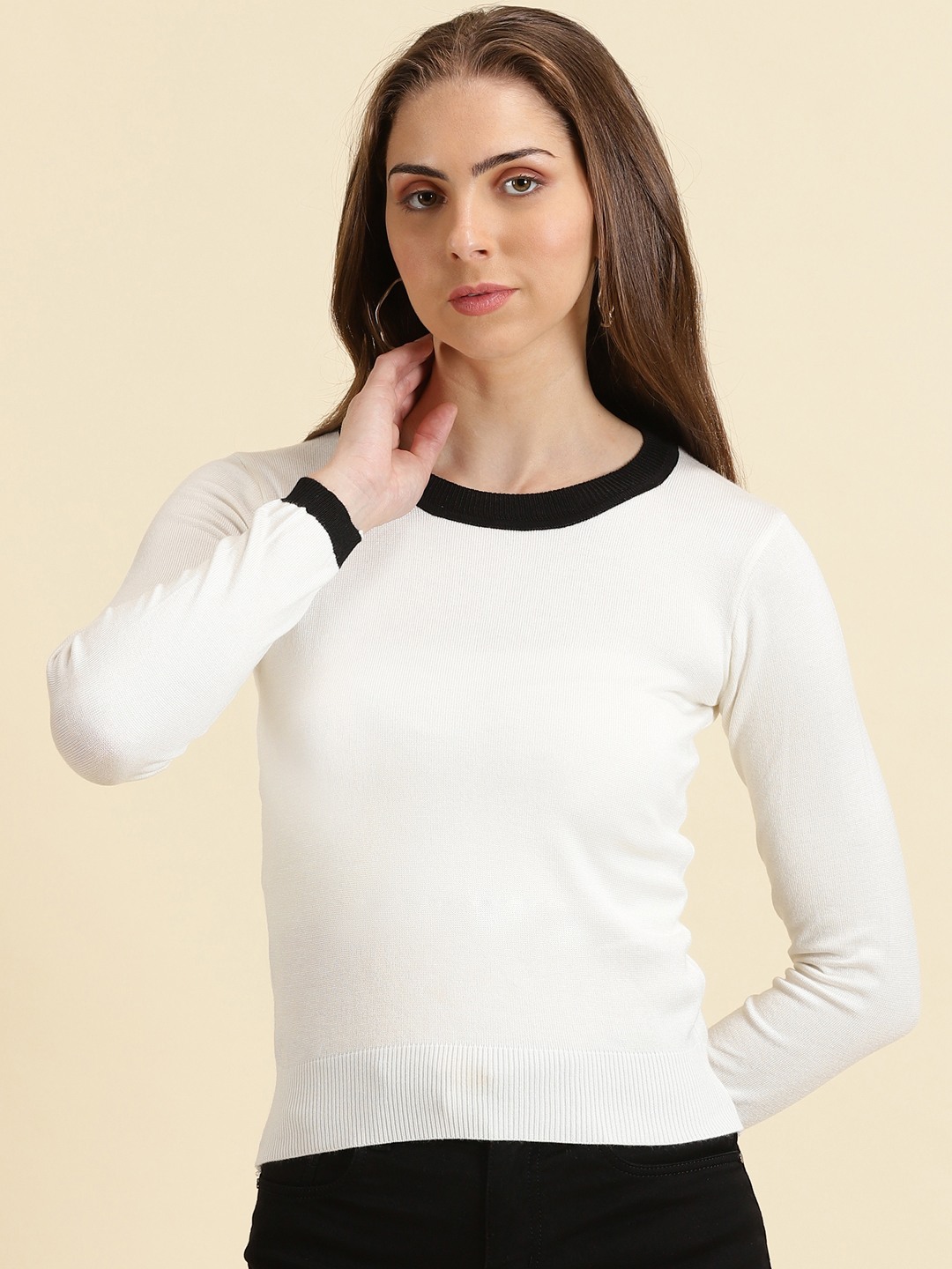 SHOWOFF Women's Round Neck Solid White Fitted Regular Top