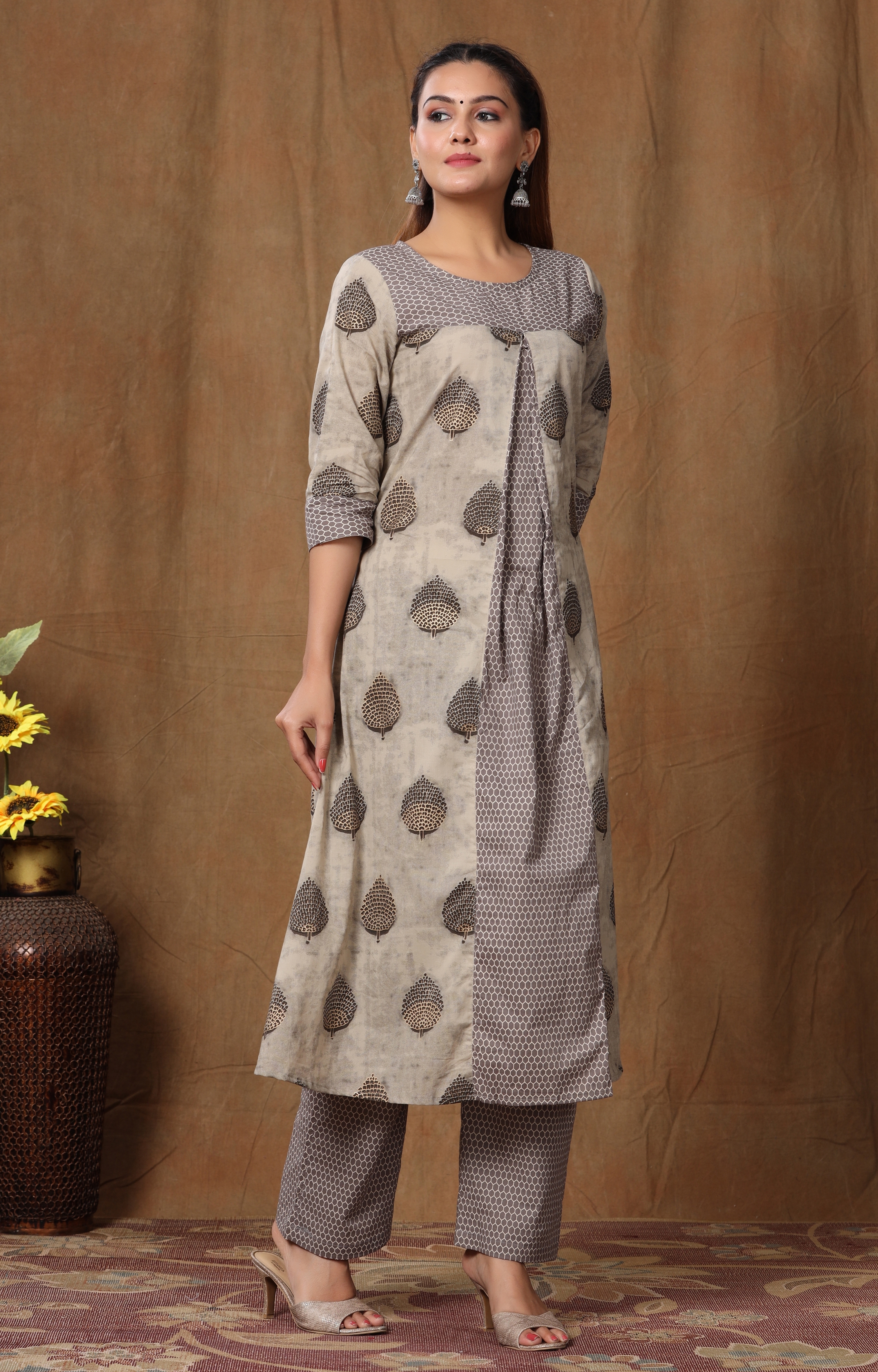 Miravan | Miravan womens pure cotton printed A-Line kurta And palazzo set  1