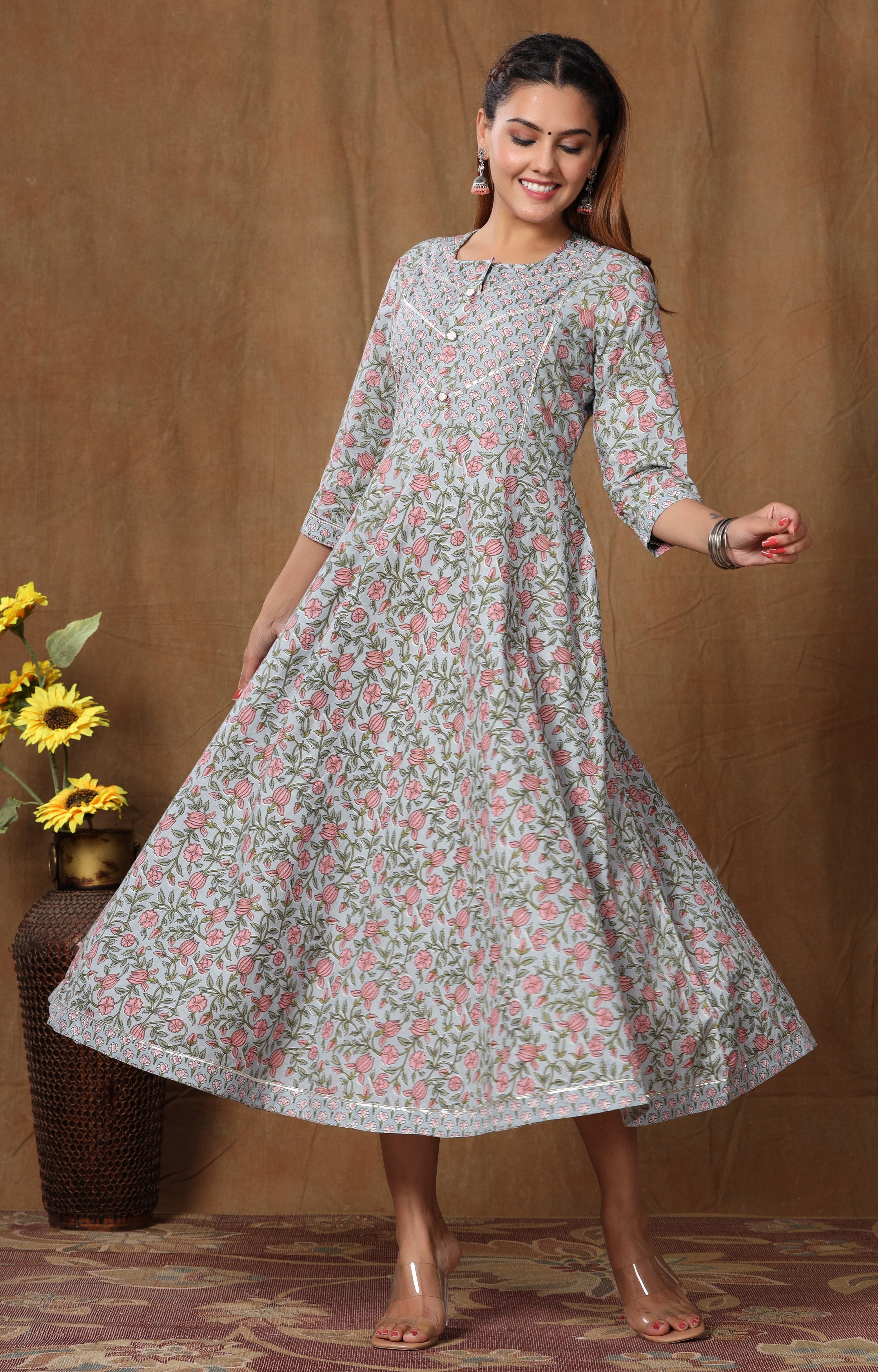 Miravan Womens Floral Printed Anarkali Kurta