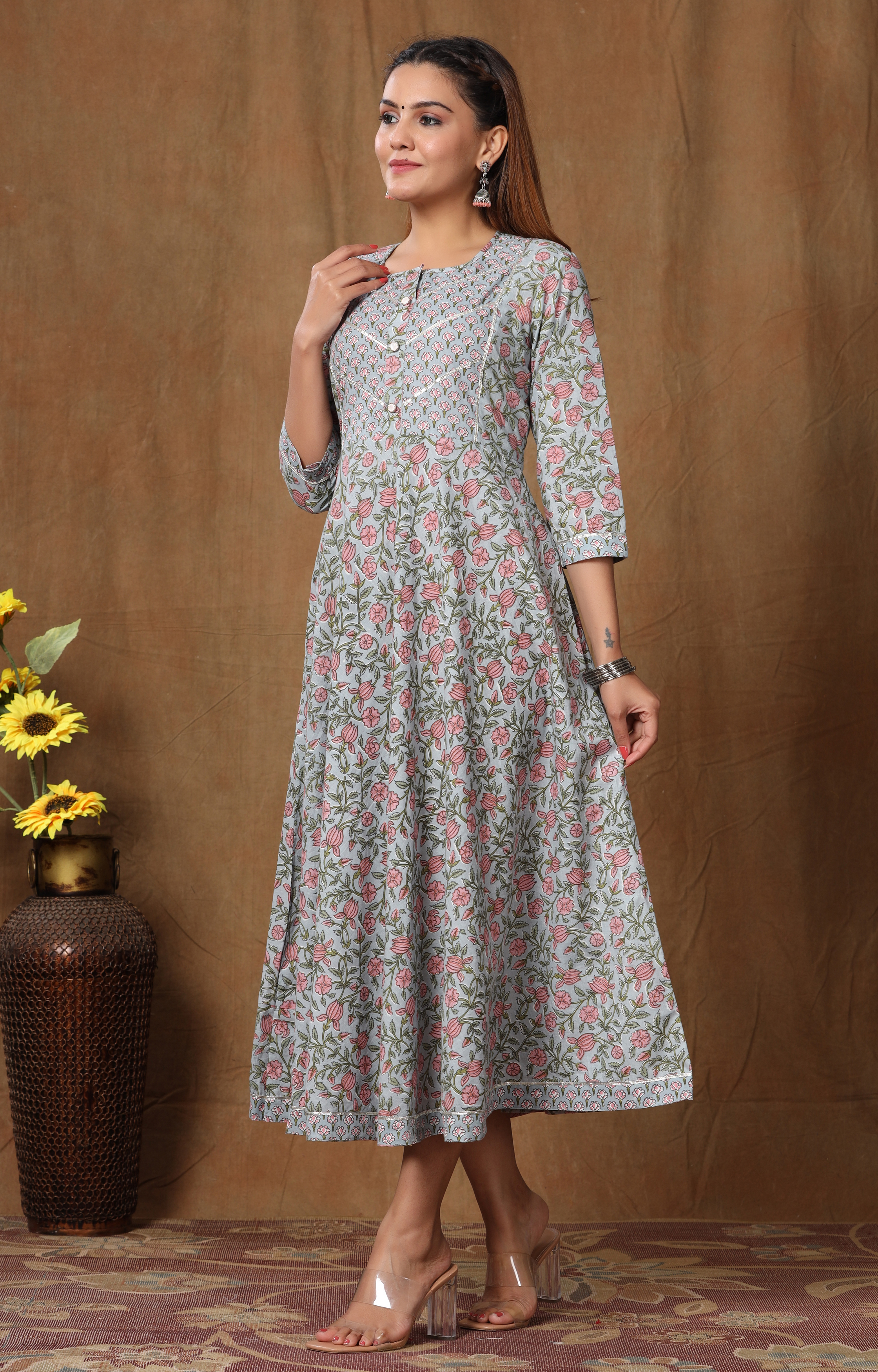 Miravan Womens Floral Printed Anarkali Kurta