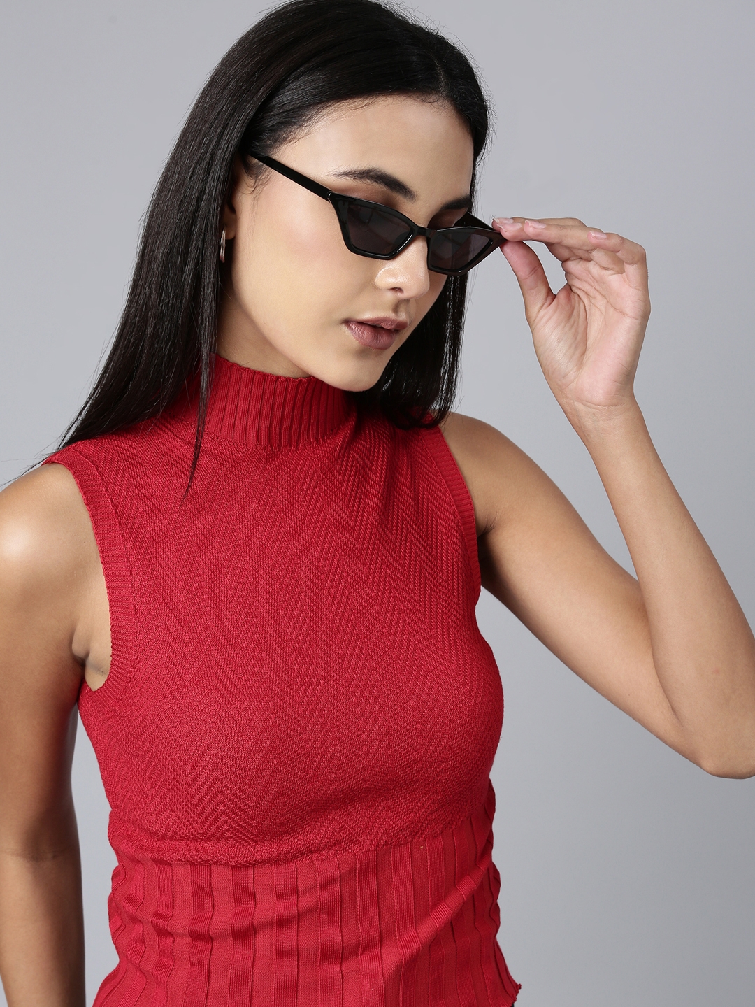 SHOWOFF Women's Self Design Sleeveless Red  Regular Top