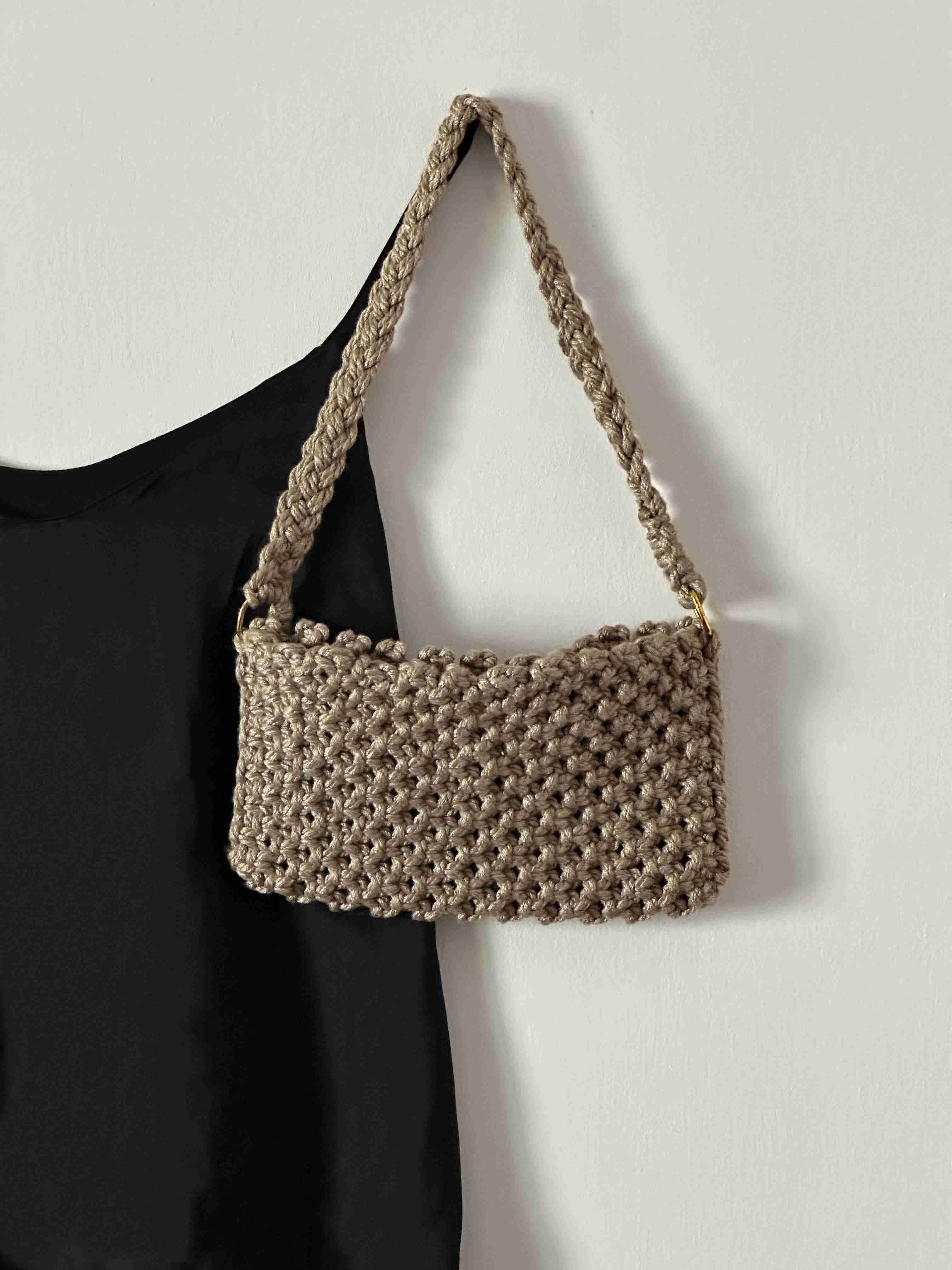 The Baesic Bag in Metallic Gold