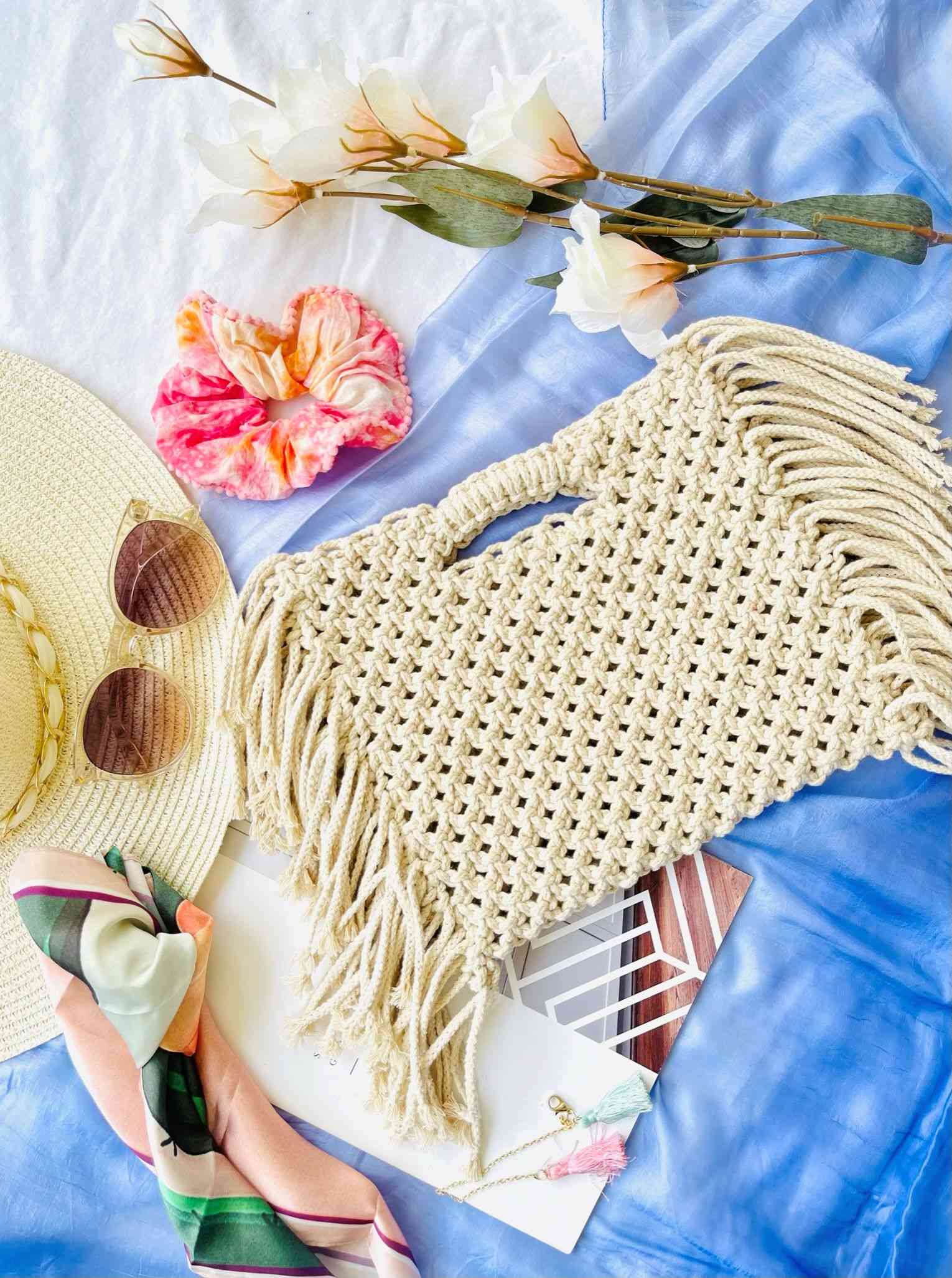 The Fringe-With-Benefits Bag- Offwhite