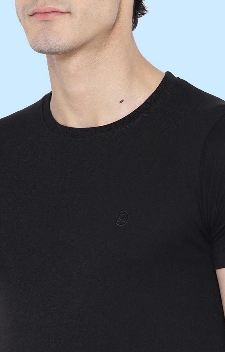 Men's Black Solid Polycotton Regular T-Shirt