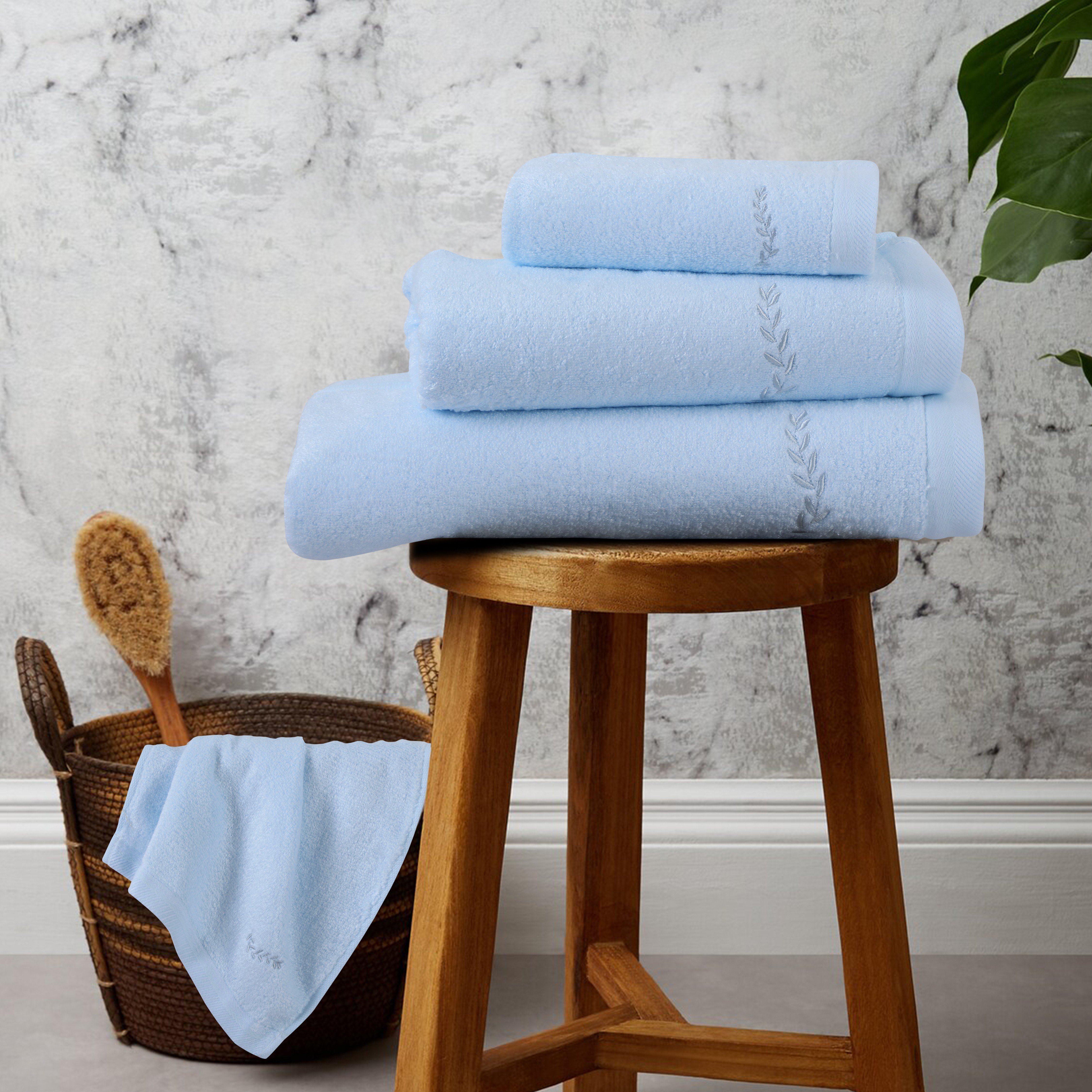 LuxeLoop BamBoo Light Green Towel