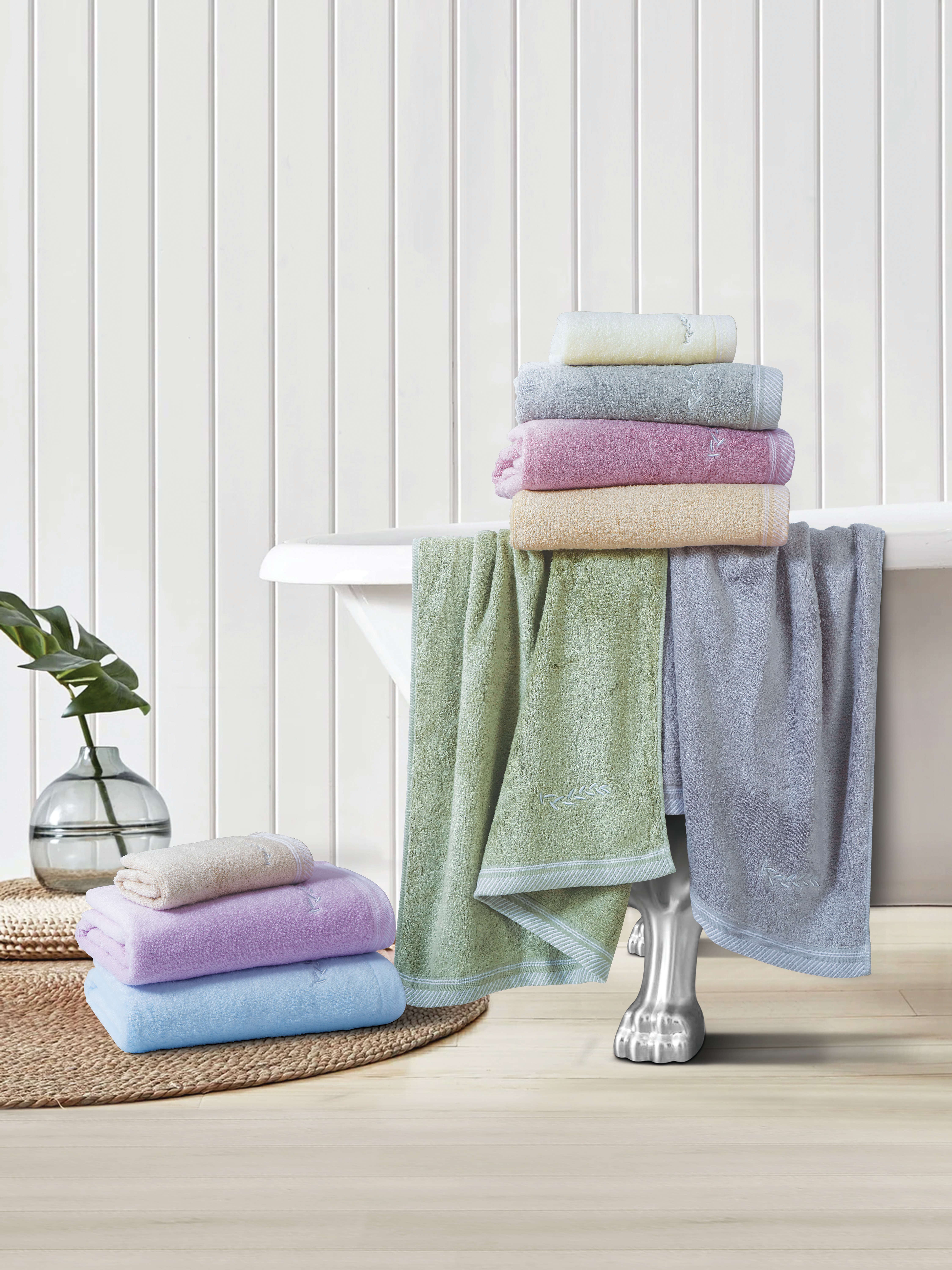 LuxeLoop BamBoo Cream Towel