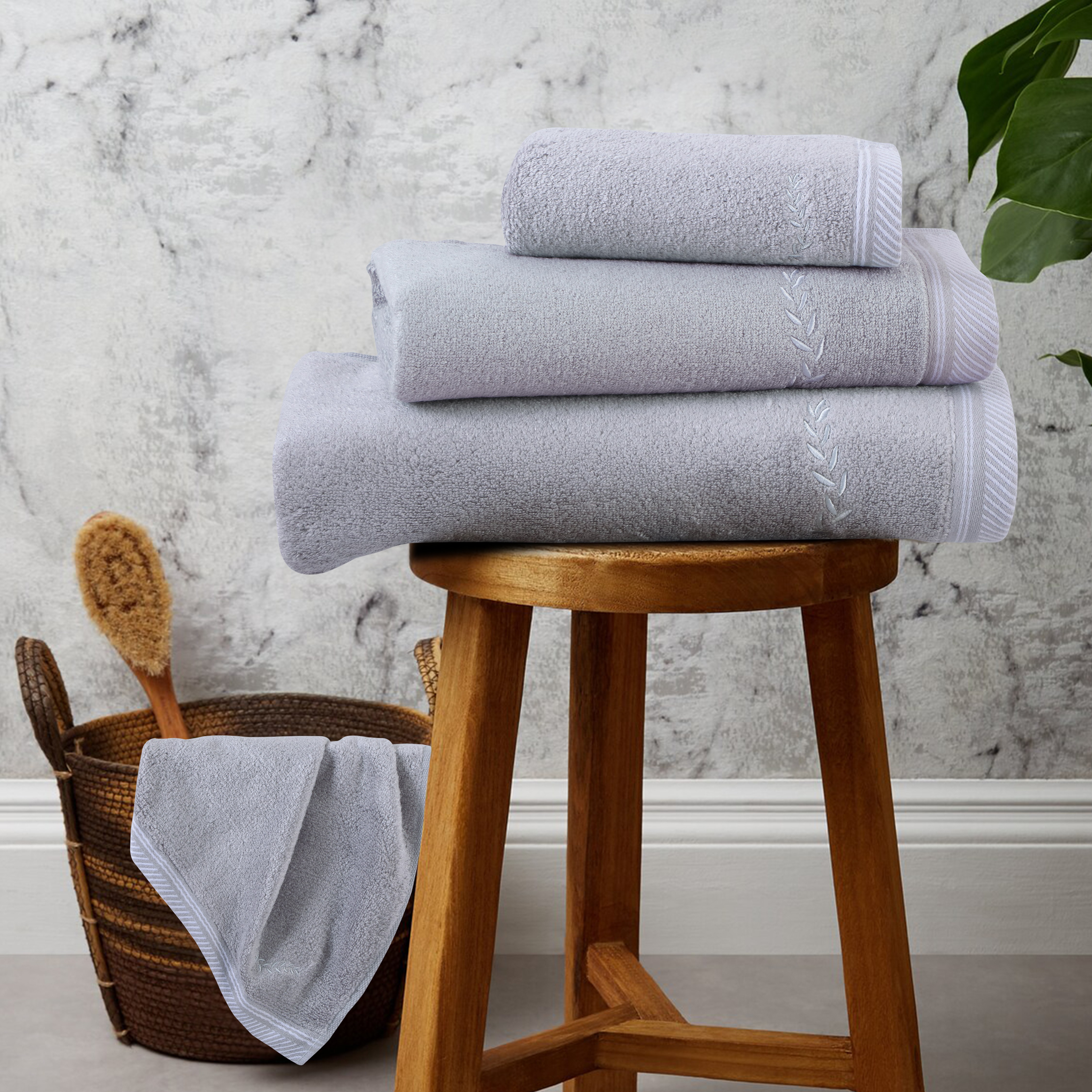 LuxeLoop BamBoo Ash Towel